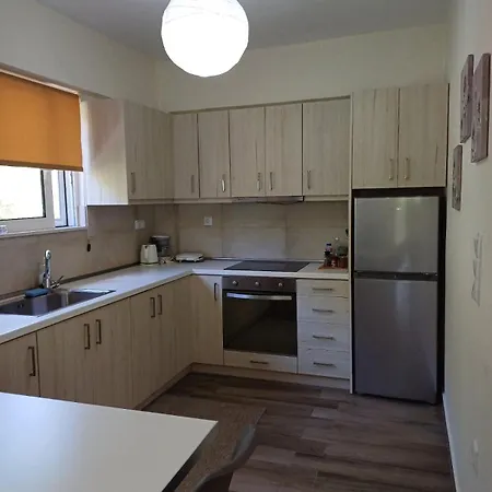 Villa Eva ΙΙ Апартаменты Nedousa